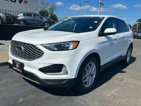 White 2024 Ford Edge SEL for sale in Meriden, CT