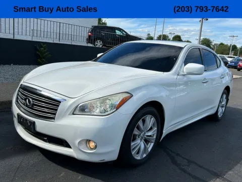 White 2011 INFINITI M56 X for sale in Meriden, CT