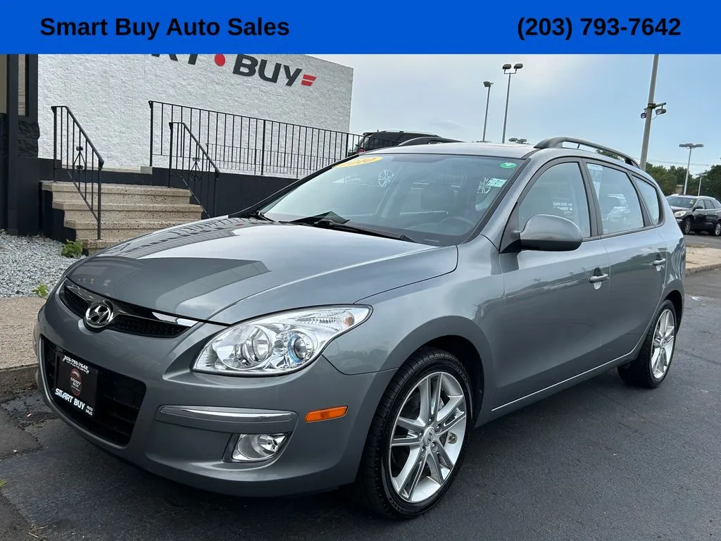 Gray 2010 Hyundai Elantra Touring SE for sale in Meriden, CT