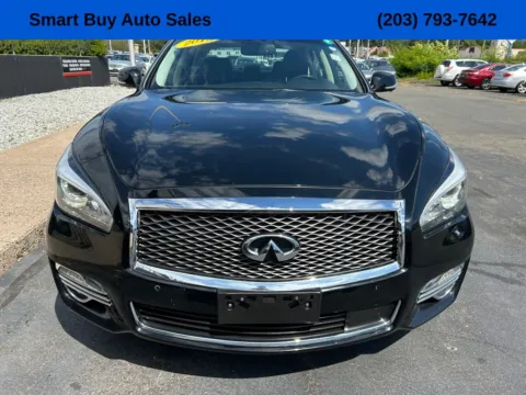 Another view of 2015 INFINITI Q70 3.7X for sale in Meriden, CT at Smart Buy Auto Sales