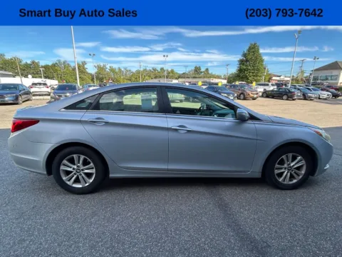 More photos of 2011 Hyundai Sonata GLS at Smart Buy Auto Sales, CT