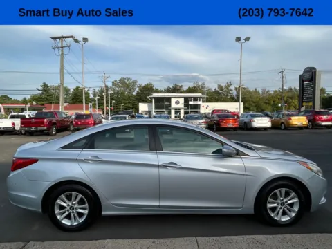 More photos of 2011 Hyundai Sonata GLS at Smart Buy Auto Sales, CT