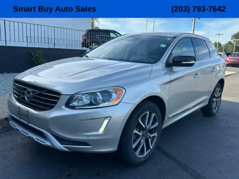 Gray 2017 Volvo XC60 T6 Dynamic for sale in Meriden, CT