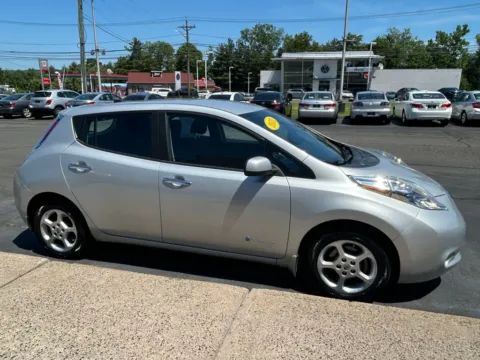 More photos of 2013 Nissan Leaf SV at Smart Buy Auto Sales, CT