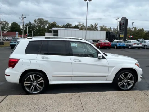 More photos of 2013 Mercedes-Benz GLK 350 at Smart Buy Auto Sales, CT