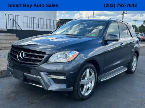 Gray 2013 Mercedes-Benz M-Class ML 550 for sale in Meriden, CT