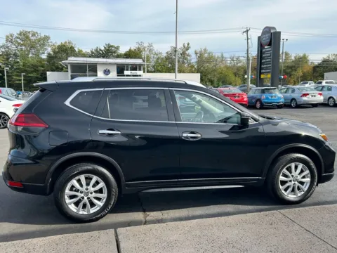 More photos of 2020 Nissan Rogue SV at Smart Buy Auto Sales, CT