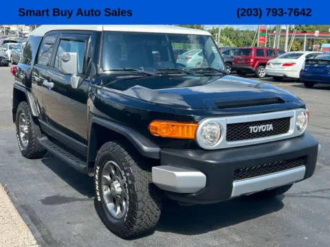 More photos of 2011 Toyota FJ Cruiser at Smart Buy Auto Sales, CT