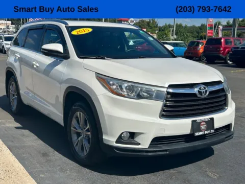 More photos of 2015 Toyota Highlander XLE V6 at Smart Buy Auto Sales, CT