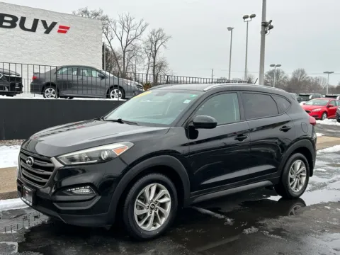 Photos of 2016 Hyundai Tucson SE for sale in Meriden, CT at Smart Buy Auto Sales