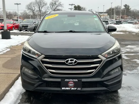 Another view of 2016 Hyundai Tucson SE for sale in Meriden, CT at Smart Buy Auto Sales