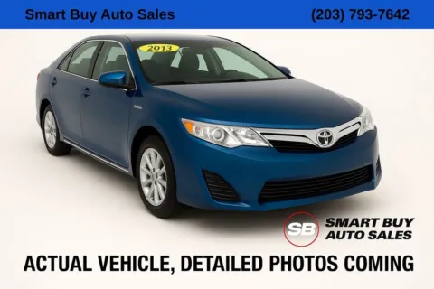 Blue 2013 Toyota Camry Hybrid LE for sale in Meriden, CT