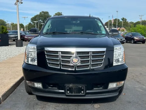 Another view of 2014 Cadillac Escalade Luxury for sale in Meriden, CT at Smart Buy Auto Sales