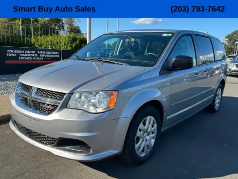 Silver 2017 Dodge Grand Caravan SE for sale in Meriden, CT