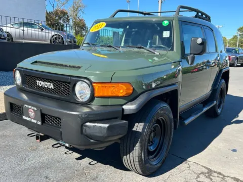 Green 2011 Toyota FJ Cruiser for sale in Meriden, CT