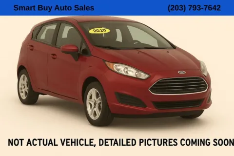 Red 2016 Ford Fiesta SE for sale in Meriden, CT