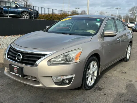 Brown 2014 Nissan Altima 2.5 SV for sale in Meriden, CT