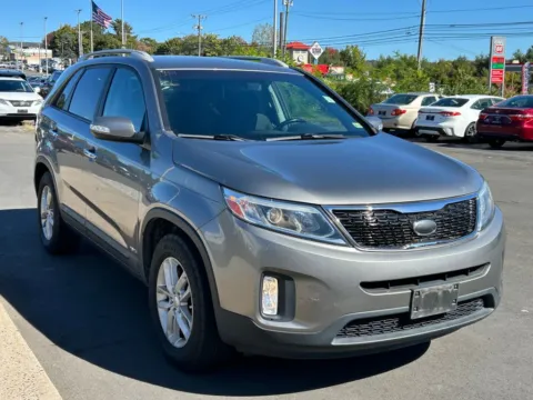 More photos of 2014 Kia Sorento LX at Smart Buy Auto Sales, CT