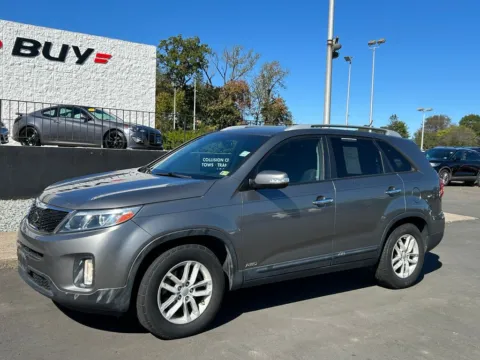 Photos of 2014 Kia Sorento LX for sale in Meriden, CT at Smart Buy Auto Sales