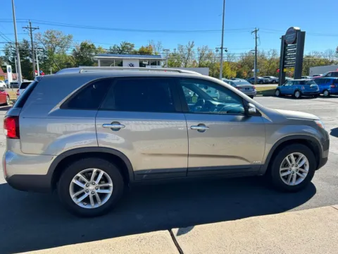 More photos of 2014 Kia Sorento LX at Smart Buy Auto Sales, CT