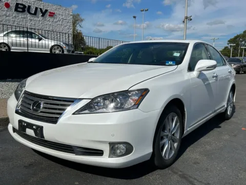 White 2012 Lexus ES 350 for sale in Meriden, CT