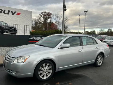 Photos of 2006 Toyota Avalon Limited for sale in Meriden, CT at Smart Buy Auto Sales