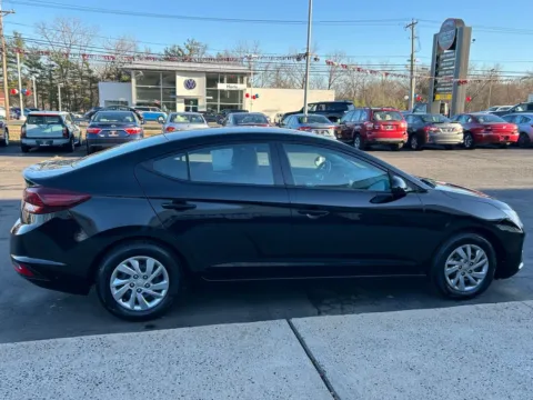 More photos of 2019 Hyundai Elantra SE at Smart Buy Auto Sales, CT