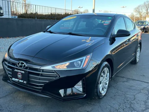 Black 2019 Hyundai Elantra SE for sale in Meriden, CT