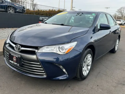 Blue 2017 Toyota Camry LE for sale in Meriden, CT