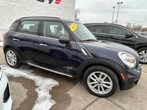 More photos of 2015 MINI Cooper S Countryman at Smart Buy Auto Sales, CT
