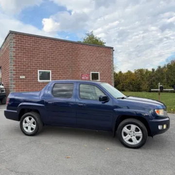 More photos of 2013 Honda Ridgeline RTL at Smart Buy Auto Sales, CT