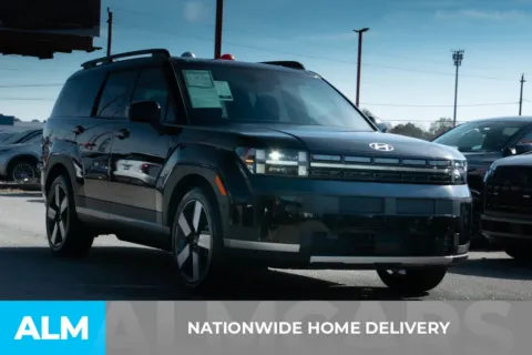 More photos of 2024 Hyundai Santa Fe Hybrid Limited at ALM Hyundai Athens, GA