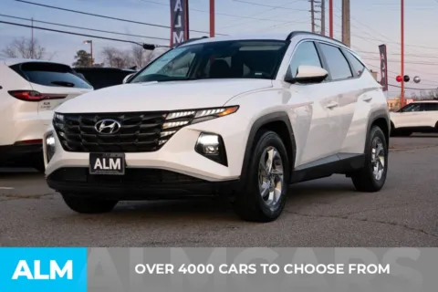 Another view of 2024 Hyundai Tucson SEL for sale in Athens, GA at ALM Hyundai Athens