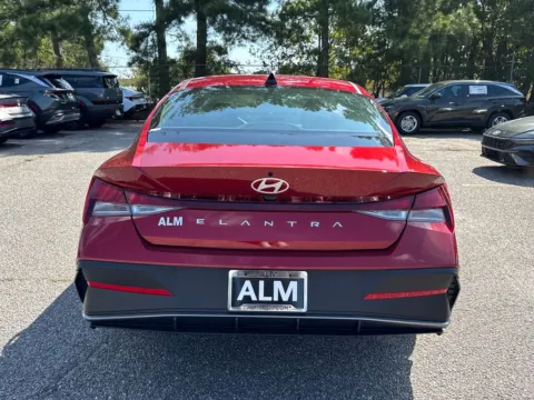 More photos of 2025 Hyundai Elantra SE at ALM Hyundai Athens, GA