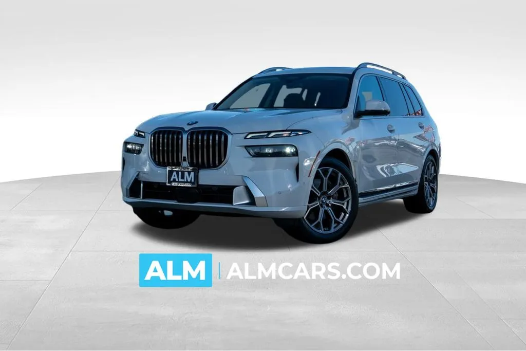 2024 BMW X7 40i's photo