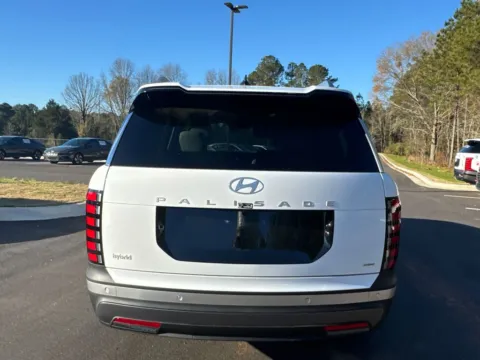 More photos of 2026 Hyundai Palisade Hybrid SEL Premium at ALM Hyundai Athens, GA