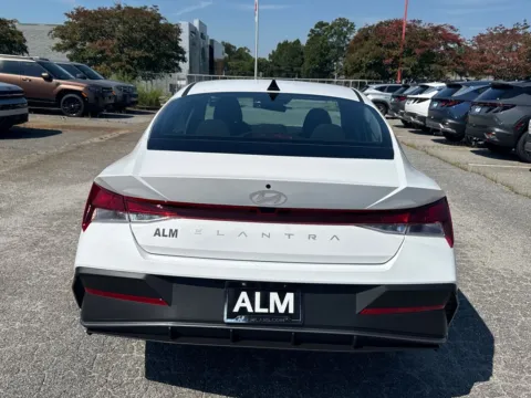 More photos of 2025 Hyundai Elantra SE at ALM Hyundai Athens, GA