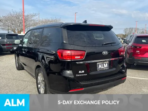 More photos of 2019 Kia Sedona EX at ALM Hyundai Athens, GA