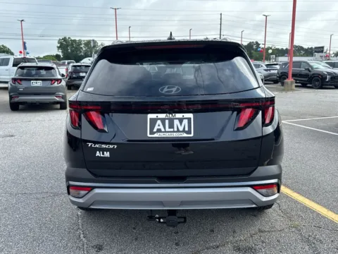More photos of 2025 Hyundai Tucson SEL at ALM Hyundai Athens, GA