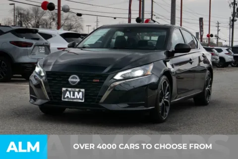Photos of 2024 Nissan Altima 2.5 SR for sale in Athens, GA at ALM Hyundai Athens