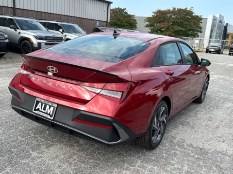 More photos of 2025 Hyundai Elantra SEL Sport at ALM Hyundai Athens, GA