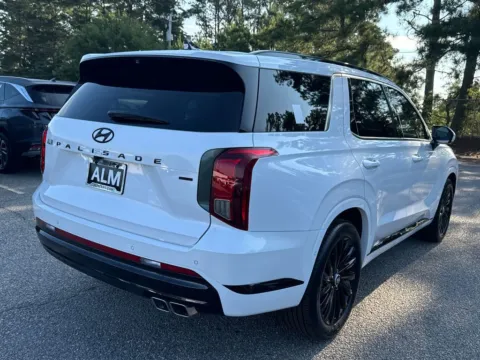 More photos of 2025 Hyundai Palisade Calligraphy Night Edition at ALM Hyundai Athens, GA