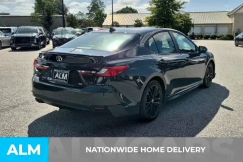 More photos of 2025 Toyota Camry SE at ALM Hyundai Athens, GA