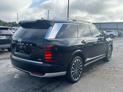 More photos of 2026 Hyundai Palisade Calligraphy at ALM Hyundai Athens, GA