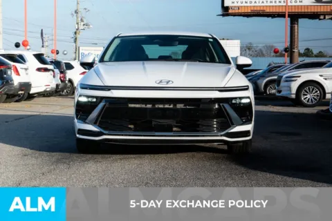 More photos of 2024 Hyundai Sonata SEL at ALM Hyundai Athens, GA