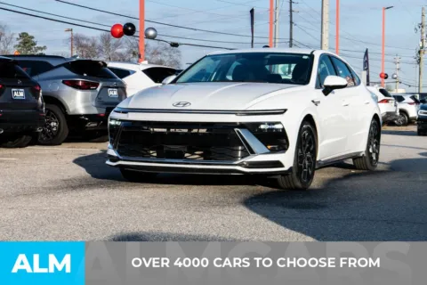 Another view of 2024 Hyundai Sonata SEL for sale in Athens, GA at ALM Hyundai Athens