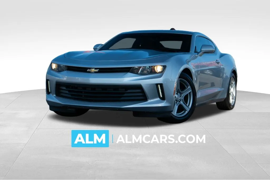 2017 Chevrolet Camaro 2LT's photo
