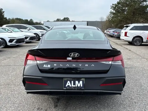 More photos of 2025 Hyundai Elantra SEL Sport at ALM Hyundai Athens, GA
