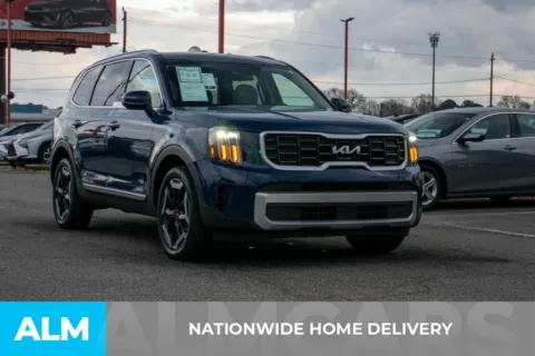 More photos of 2024 Kia Telluride S at ALM Hyundai Athens, GA