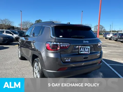 More photos of 2024 Jeep Compass Latitude at ALM Hyundai Athens, GA